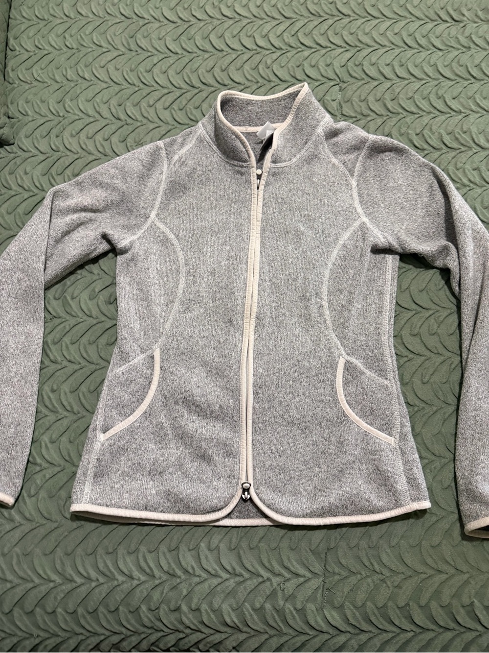 The North Face Women's Light Gray Teddy Fleece Jacket